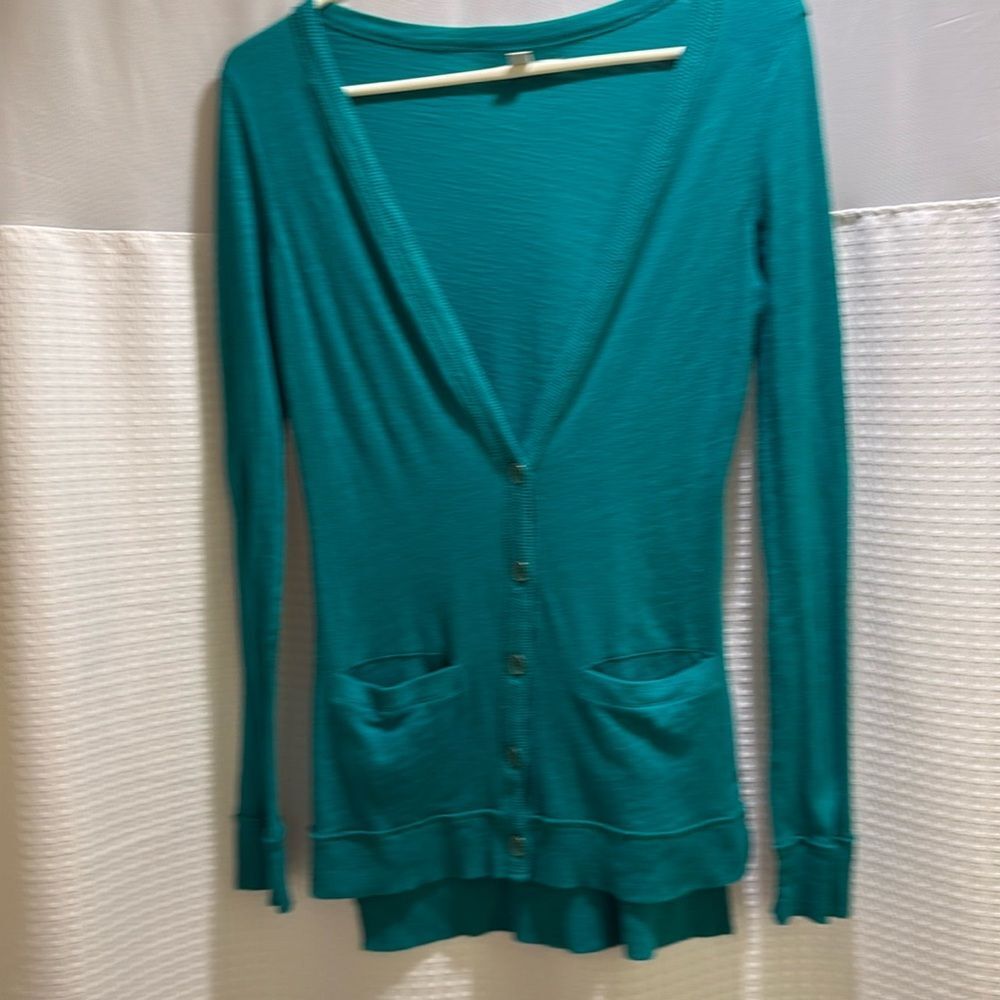 American Eagle Outfitters Sweater!!!